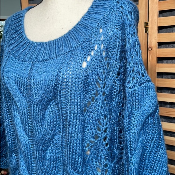 NWT Three Bird Nest Oversized Sweater Large - Picture 2 of 7